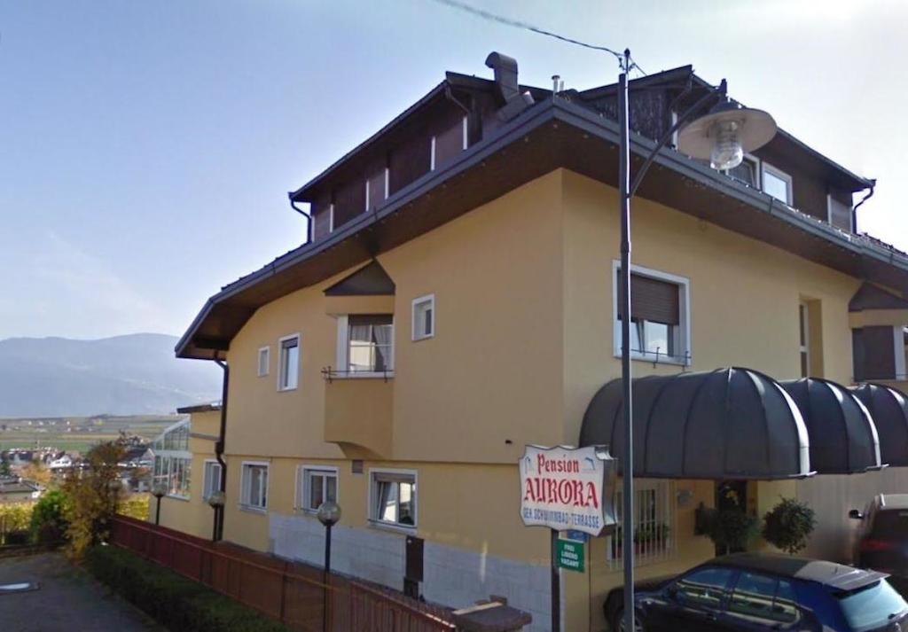 Pension Aurora Appiano Sulla Strada Del Vino Luaran gambar